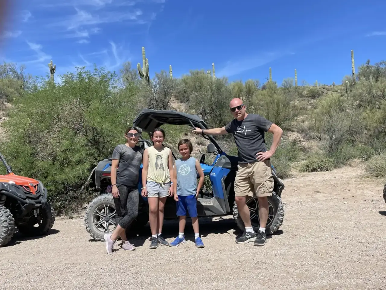 Family sand buggy tour
